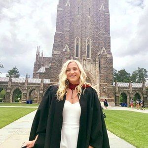 Meet your Posher, Caroleana